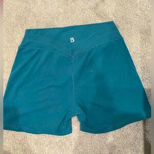 Buffbunny Legacy Shorts 4” in Secret Garden Dark